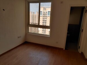Room in 3.5 BHK Apartment at Emaar Palm Gardens, Sector 83 – for Sale
