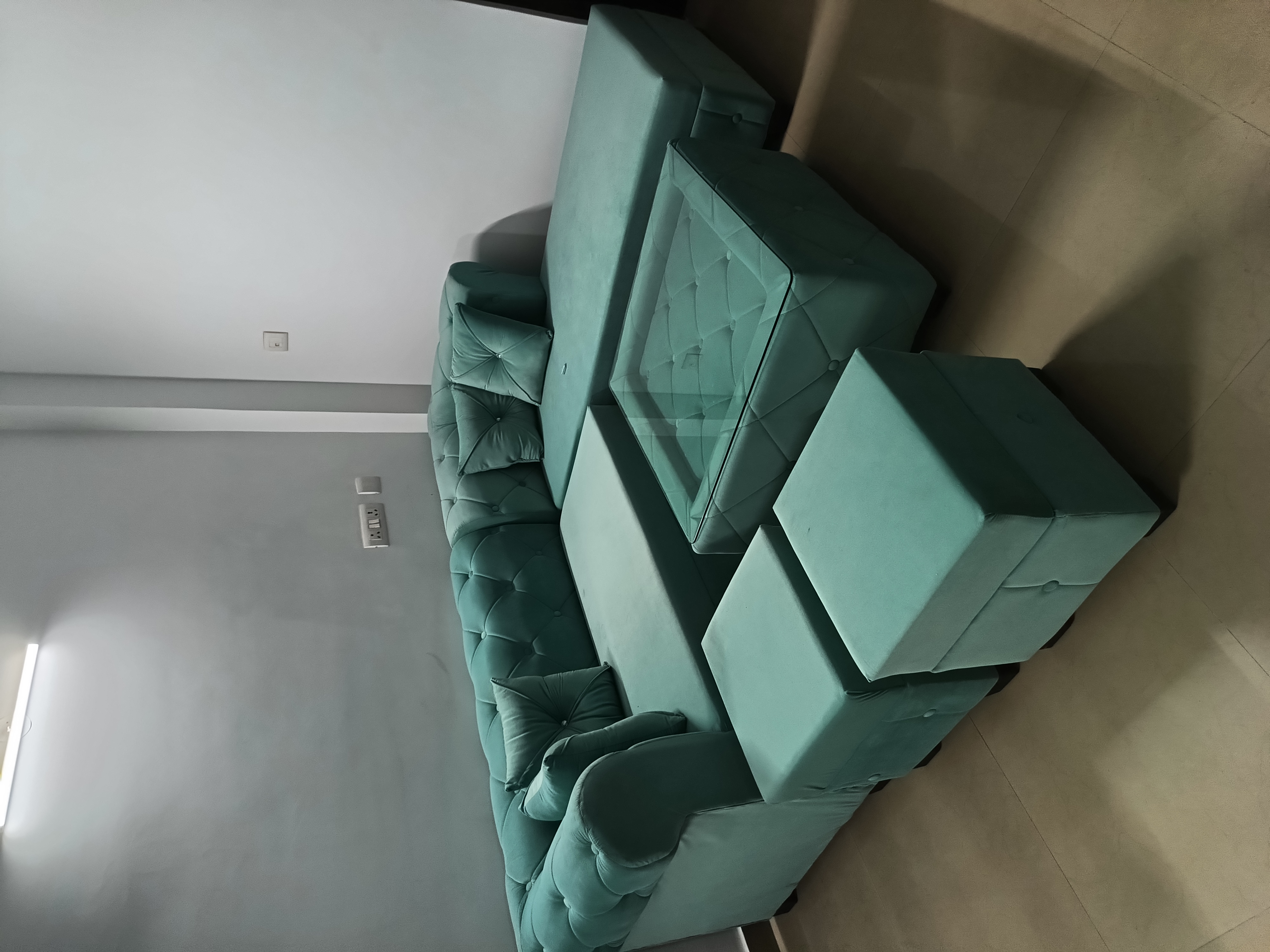 2 BHK Apartment For Rent in Windsor and Nova Society