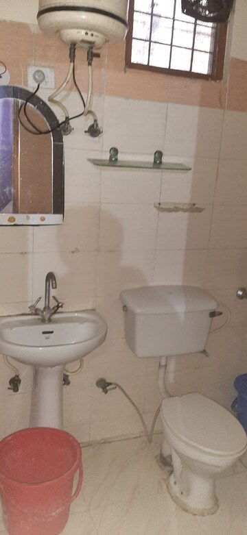 Bathroom in 3 BHK Apartment at Gms Road – for Rent