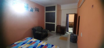 Living Room in 3 BHK Apartment at Gms Road – for Rent