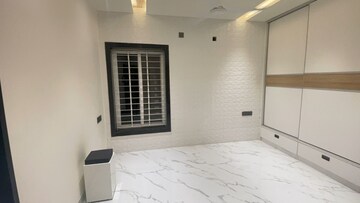 Room in 3 BHK Apartment at Sarah Pearl, Kondapur – for Rent