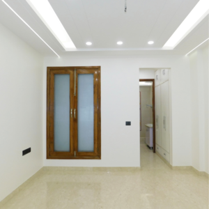 Room in 3 BHK Builder Floor at South Extension I – for Sale