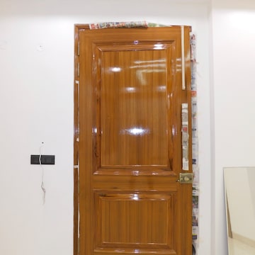 Furnished Amenities in 3 BHK Builder Floor at South Extension I – for Sale