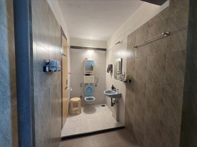 Bathroom, dhaval-sunrise-orlem 3 Bedroom 1110 Sq.Ft. Apartment In Malad West Mumbai 8594765
