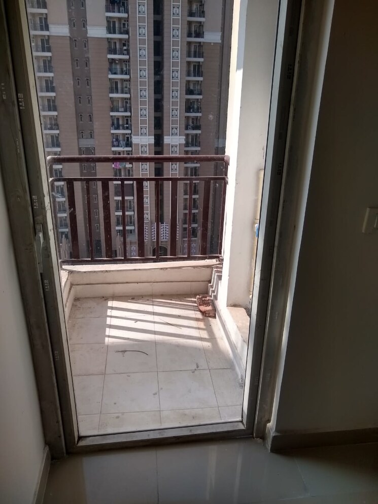 Balcony, aims-greens-avenue 3 Bedroom 1440 Sq.Ft. Apartment In Sector 4 Greater Noida Greater Noida 8594770