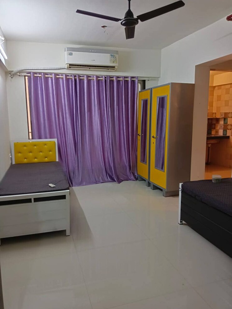 Room, gokuldham colony Pg For Boys & Girls In Gokuldham Colony 8594777