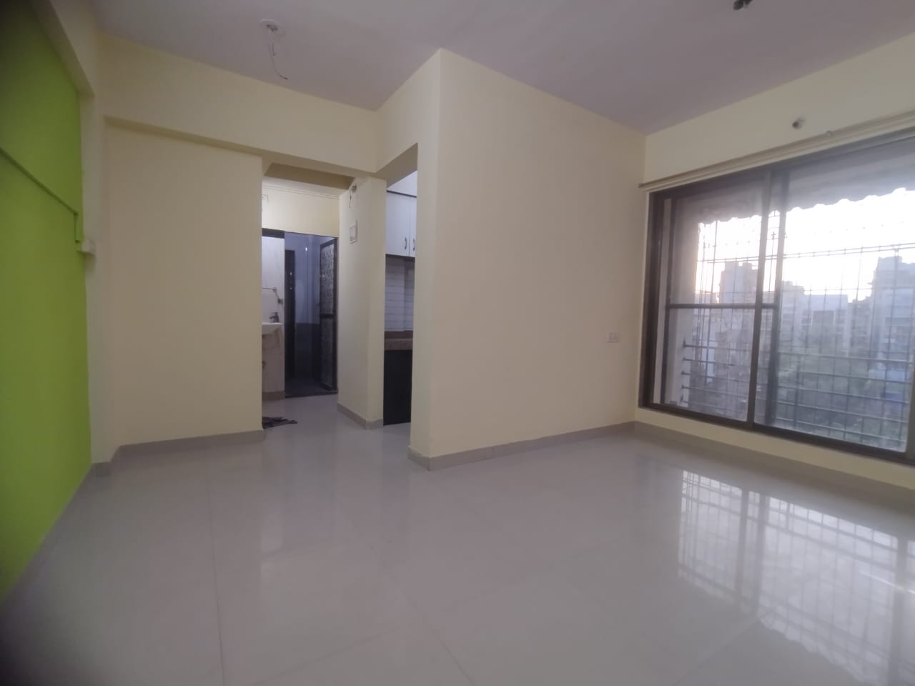 1 BHK Apartment For Rent in Sentosa Royal Orchid