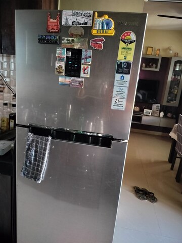 Team Area in 1 BHK Apartment at Magarpatta City Zinnia, Hadapsar – for Rent