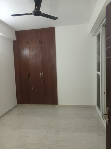 Room in 3 BHK Apartment at Unnati Fortune The Aranya, Sector 119 – for Rent