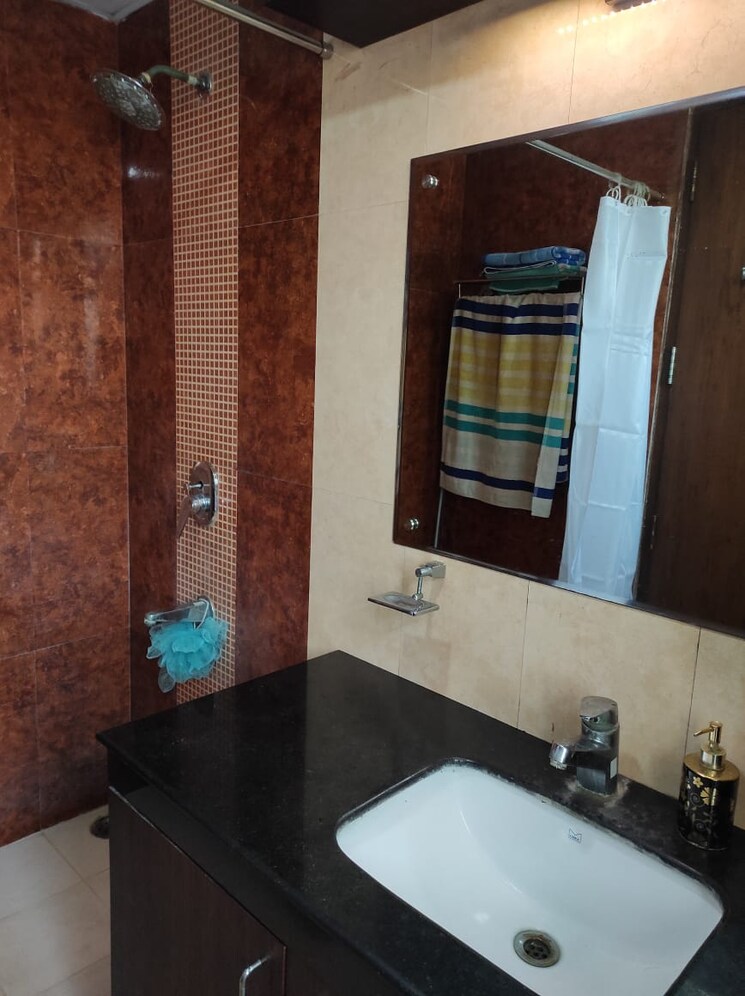 Attached Bathroom, the mall avenue 4 Bedroom 2450 Sq.Ft. Apartment In The Mall Avenue Lucknow 8594852