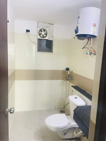 Attached Bathroom in 2.5 BHK Independent House at Sector 55 – for Rent