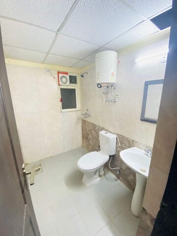 Bathroom in 2.5 BHK Independent House at Sector 55 – for Rent