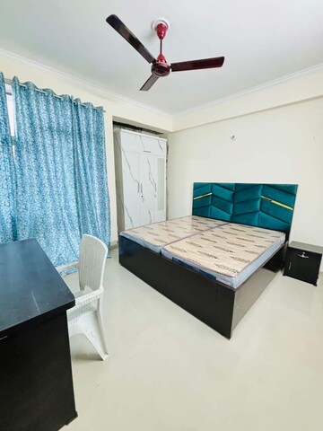Master Bedroom in 2.5 BHK Independent House at Sector 55 – for Rent