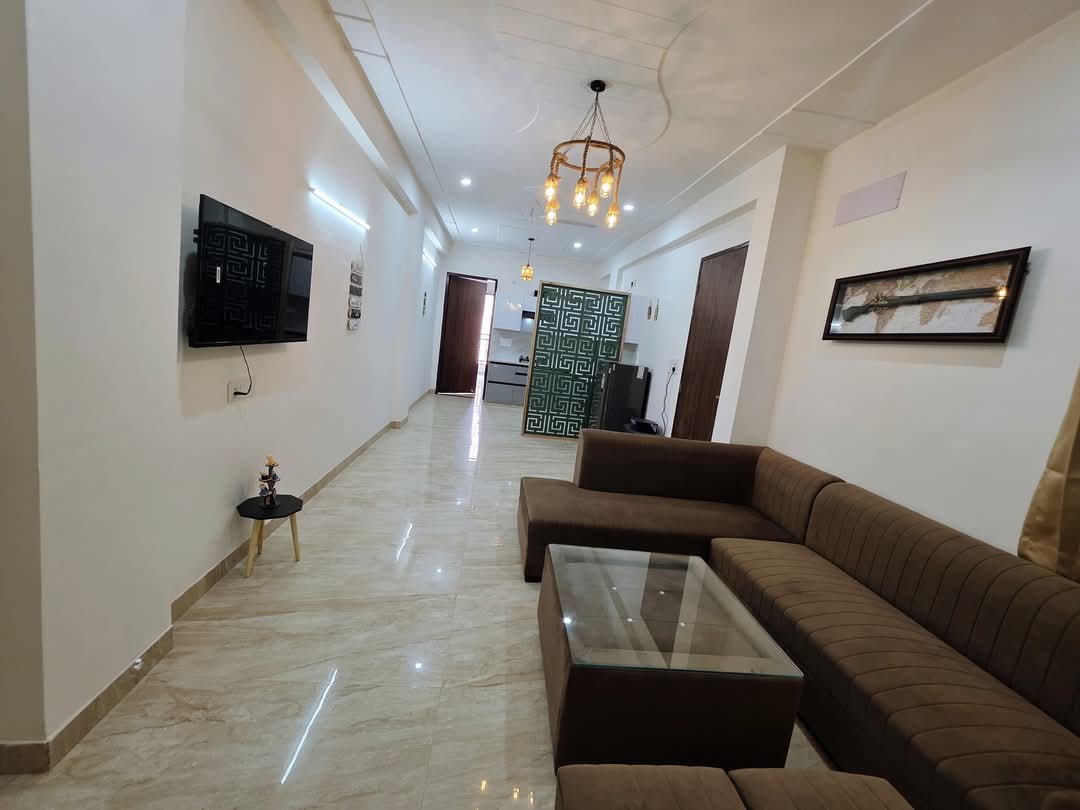 3 BHK + Servant Room 2300 Sq.Ft. Apartment in Vastu Apartments