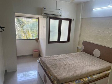 Bedroom in 2 BHK Apartment at Saptrishi Juhu Serene, Dn Nagar – for Rent
