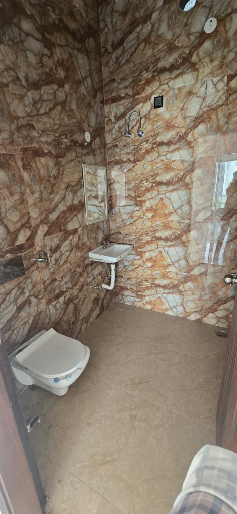 Bathroom, bptp-eden-estate 3 Bedroom 2700 Sq.Ft. Independent House In Sector 81 Faridabad 8594853