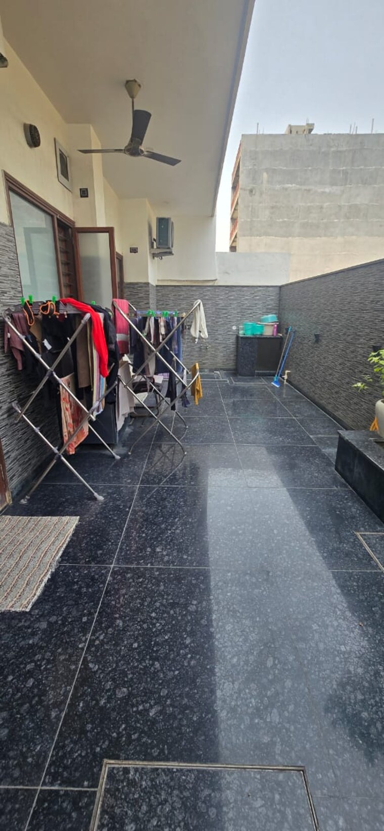  Parking, bptp-eden-estate 3 Bedroom 2700 Sq.Ft. Independent House In Sector 81 Faridabad 8594853