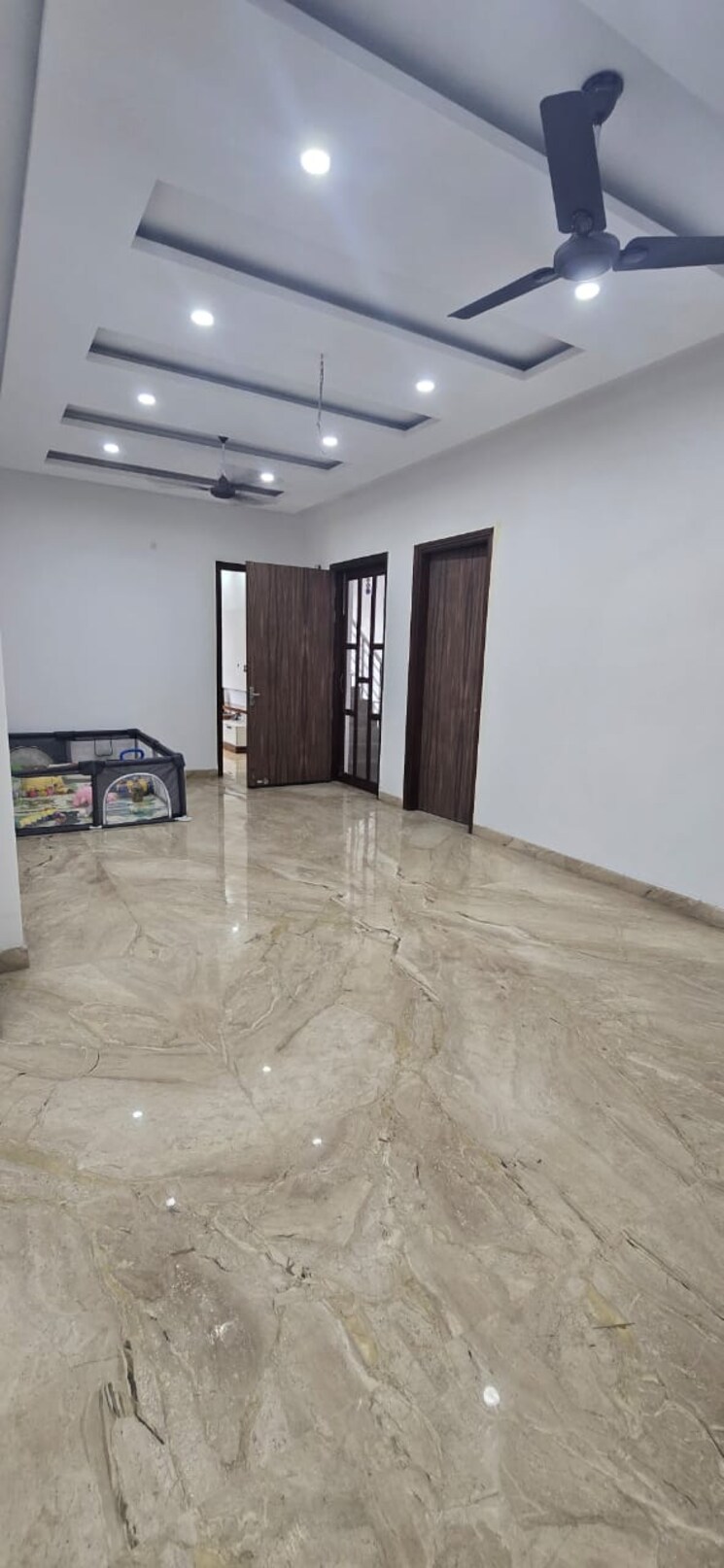 Room, bptp-eden-estate 3 Bedroom 2700 Sq.Ft. Independent House In Sector 81 Faridabad 8594853