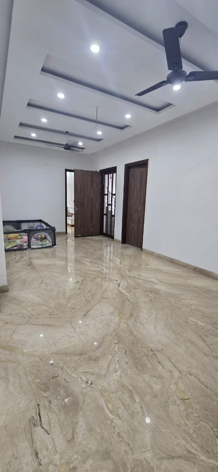 Room, bptp-eden-estate 3 Bedroom 2700 Sq.Ft. Independent House In Sector 81 Faridabad 8594853