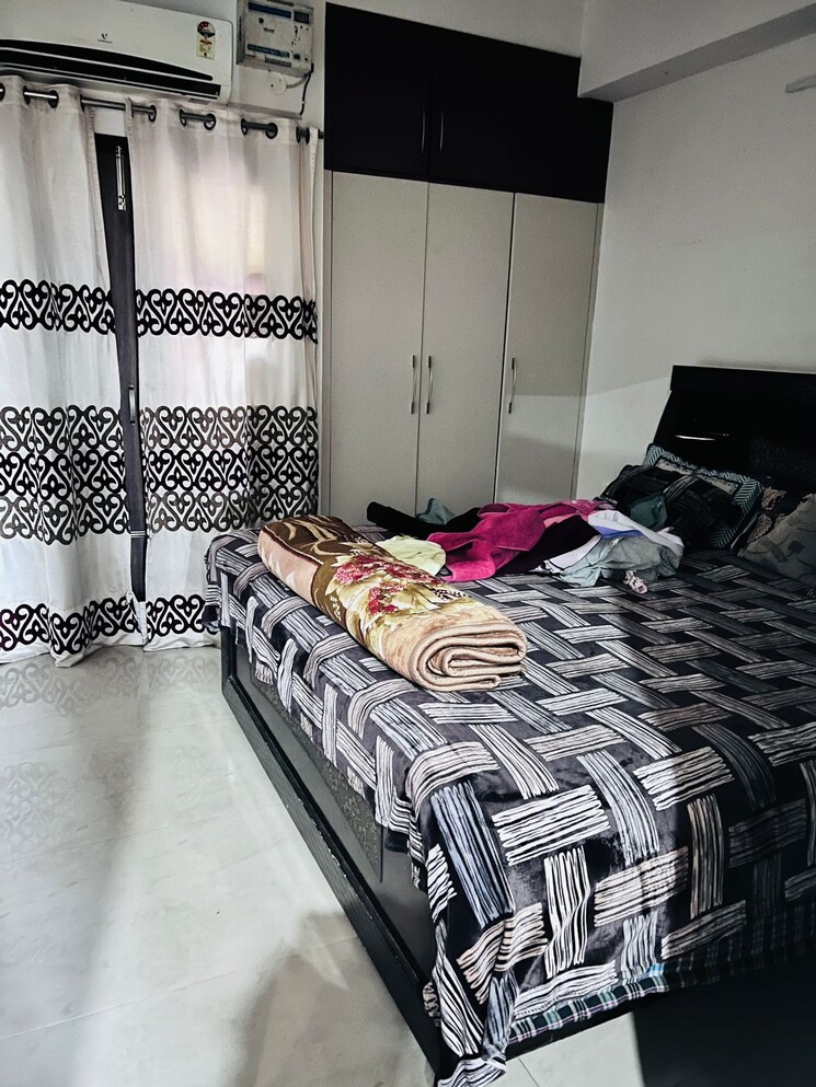 Bedroom, mp-metro-towers 1 Bedroom 600 Sq.Ft. Apartment In Dhakoli Zirakpur 8594863