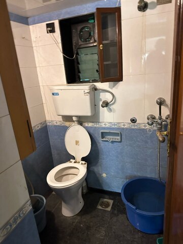 Master Bedroom in 2 BHK Apartment at Eknath Apartments Oshiwara, Oshiwara – for Rent