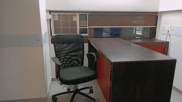 Team Area, crystal-plaza-andheri-west Commercial Office Space 280 Sq.Ft. In Andheri West Mumbai 8594890