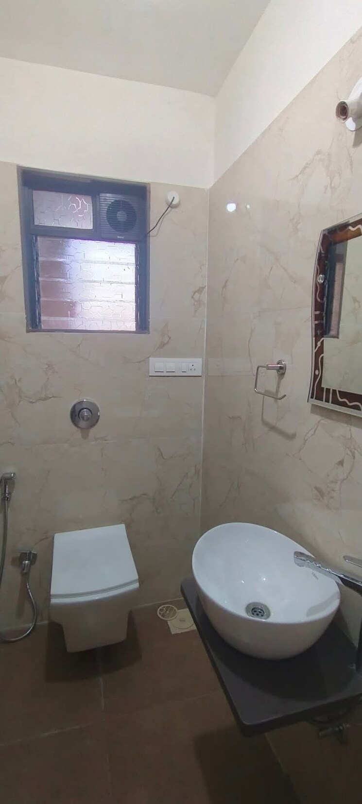 Bathroom, andheri west 1 Bedroom 500 Sq.Ft. Apartment In Andheri West Mumbai 8594899