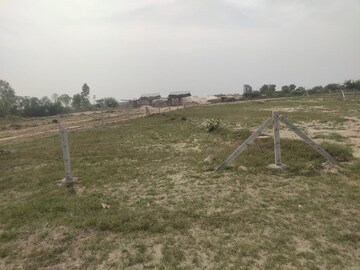  Plot For Sale in Jewar