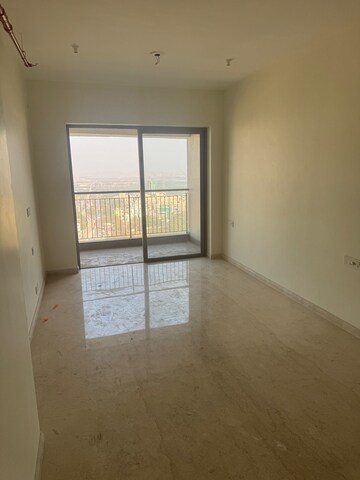 2 BHK Apartment For Rent in Kalpataru Paramount, Kapur Bawdi
