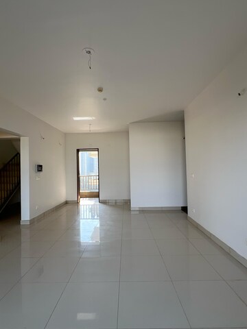 Room in 3.5 BHK Penthouse at Paranjape Blue Ridge, Hinjewadi – for Sale