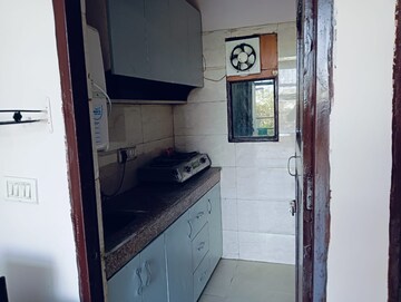 Kitchen in 1 BHK Builder Floor at Sector 55 – for Rent
