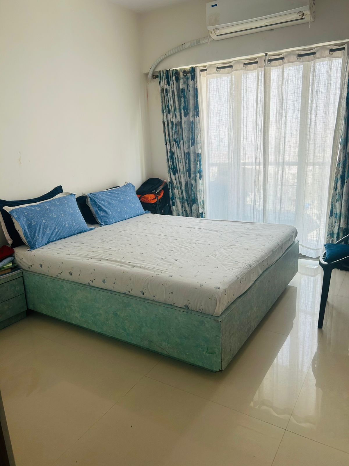 2 BHK Apartment For Rent in Cosmopolis Tower