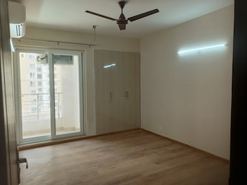 Room in 4 BHK Apartment at The 3C Lotus Panache, Sector 110 – for Rent