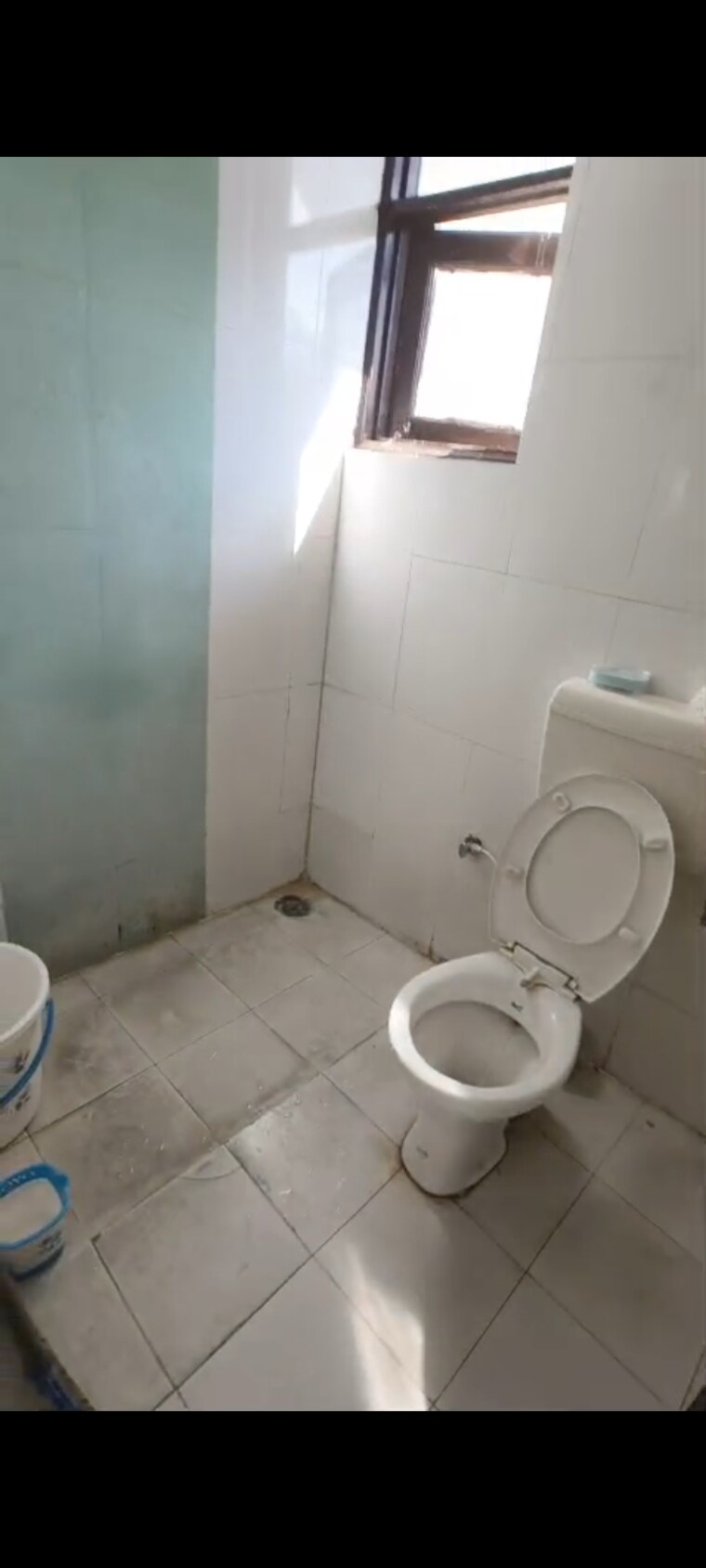 Bathroom, high-end-paradise-ii 2 Bedroom 920 Sq.Ft. Apartment In Raj Nagar Extension Ghaziabad 8595113