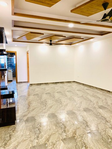Bedroom in 4 BHK Builder Floor at Green Fields Colony – for Rent