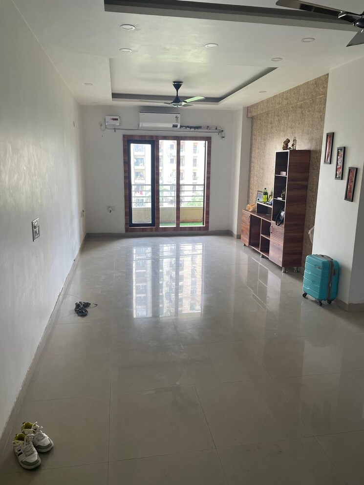 Room, rps-savana 2 Bedroom 955 Sq.Ft. Apartment In Sector 88 Faridabad 8595155