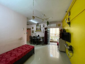 2 BHK Apartment For Sale in Shapoorji Pallonji Sarova, Kandivali East