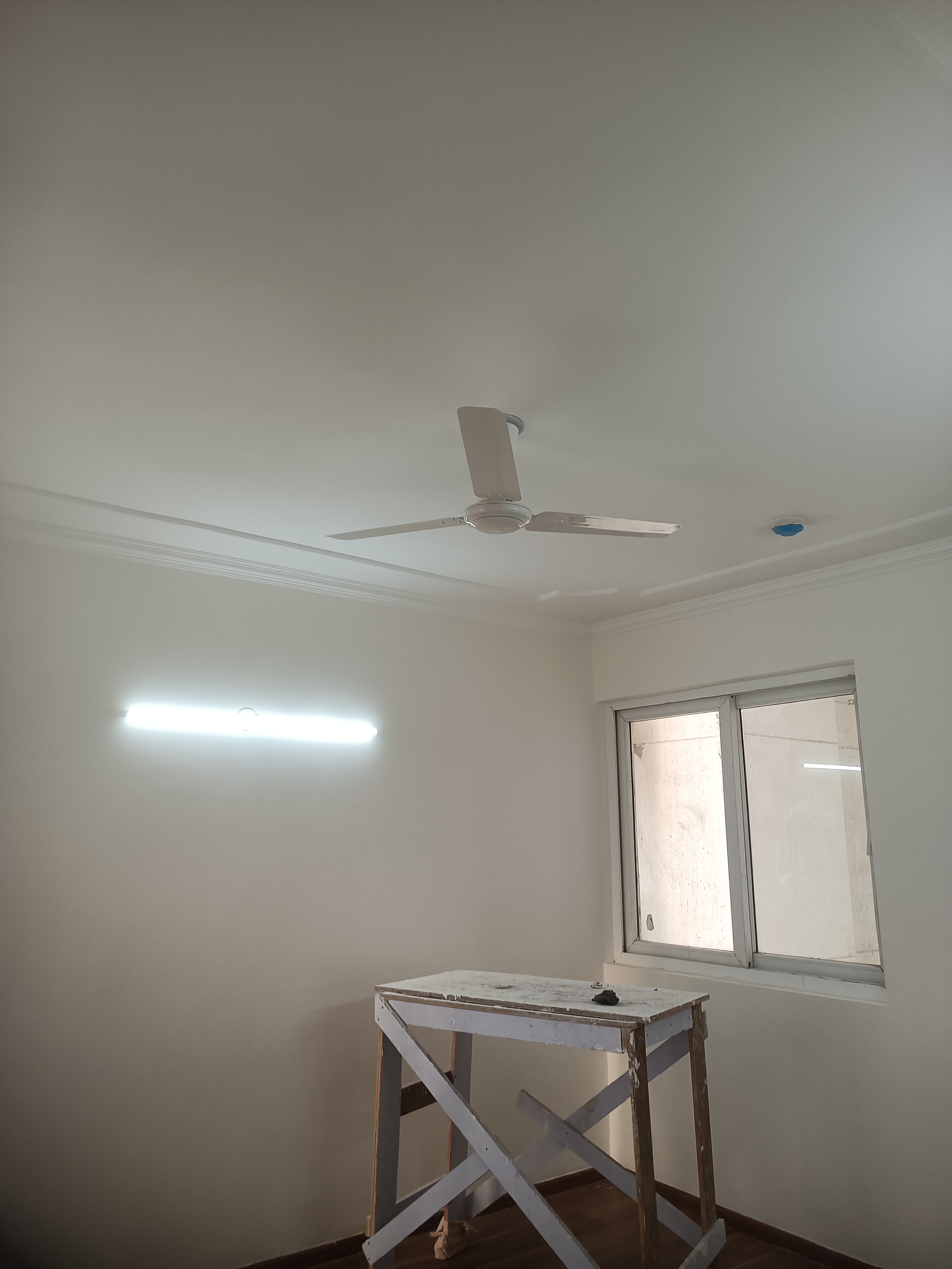 3 BHK + Servant Room Apartment For Rent in Lotus Panache