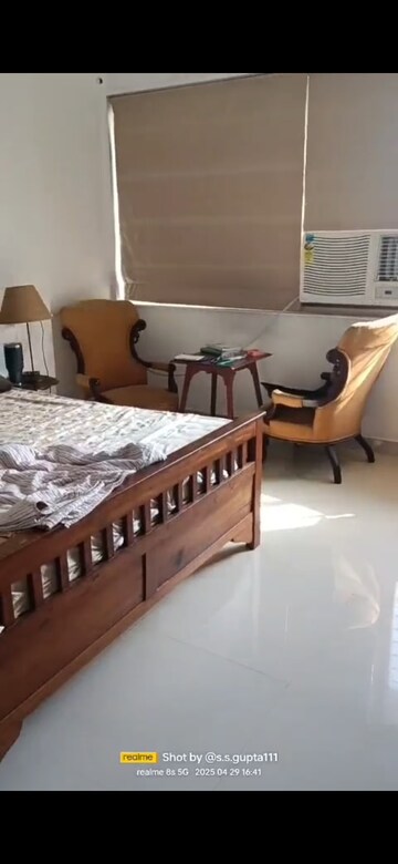 Bedroom in 2 BHK Apartment at Shree Sanman Apartment, Andheri West – for Rent