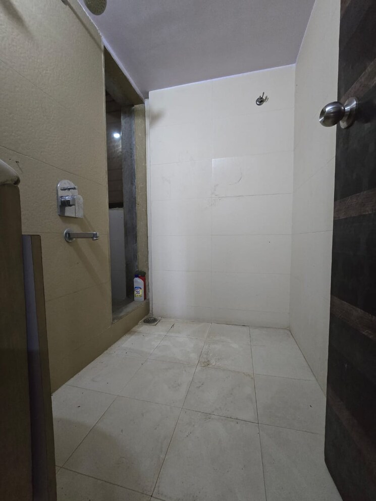 Room, parsik nagar 1 Bedroom 437 Sq.Ft. Apartment In Parsik Nagar Thane 8595286