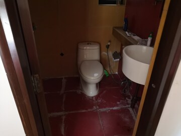 Bathroom in 2 BHK Apartment at Nirman Apartments, Mayur Vihar Phase 1 – for Rent