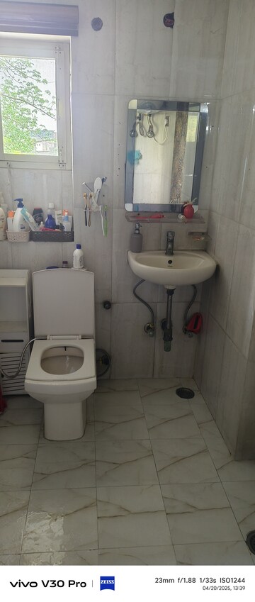 Bathroom in 3 BHK Apartment at Vigyapan Lok Apartments, Mayur Vihar Phase 1 – for Rent