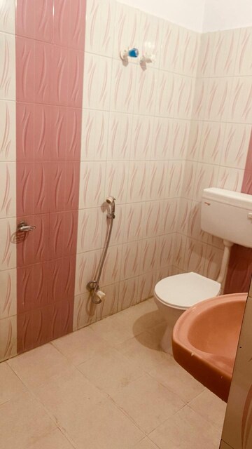 Bathroom in 2 BHK Independent House at Gomti Nagar – for Rent