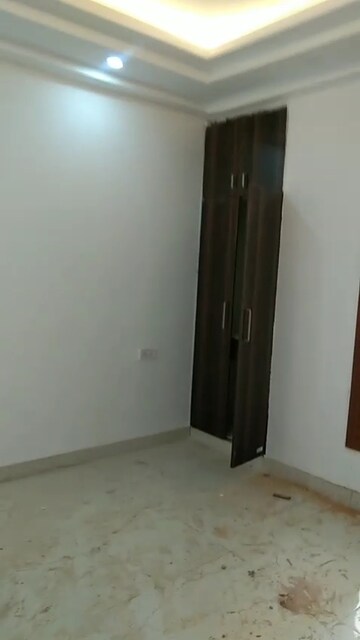 Room in 1 BHK Builder Floor at Mehrauli – for Sale