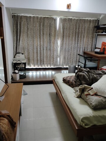 Room in 3 BHK Apartment at Ambawadi – for Rent