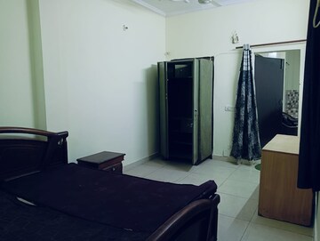 Living Room in 1 BHK Builder Floor at Sector 55 – for Rent