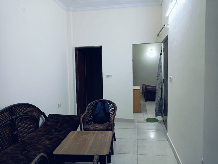 Living Room, sector 55 1 Bedroom 100 Sq.Yd. Builder Floor In Sector 55 Gurgaon 8595306