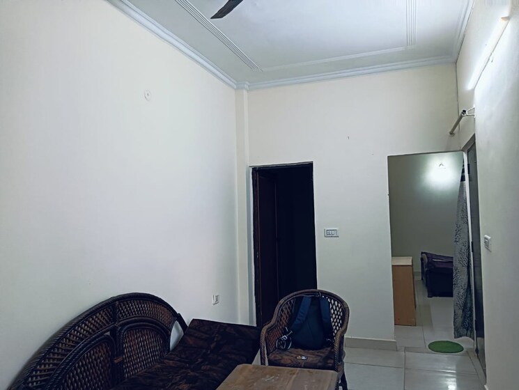 Other, sector 55 1 Bedroom 100 Sq.Yd. Builder Floor In Sector 55 Gurgaon 8595306