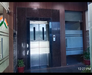  Warehouse For Rent in Punjab Expeller Compound, Patel Nagar