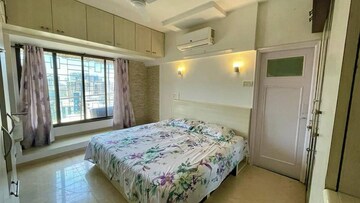 Bedroom in 3 BHK Apartment at Ganesh CHS Andheri West, Andheri West – for Rent